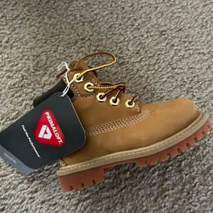 Brand new never worn, toddler size 7 boots